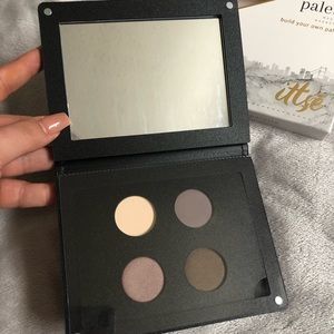 ITTSĒ Eyeshadow Palette